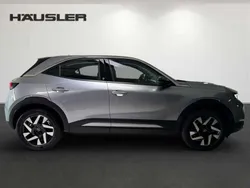 Quarz silber (metallic) Gebraucht 2021 Opel Mokka-e Elegance SUV | 17.890 € (Fairer Preis)