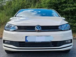 Gelb Gebraucht 2024 VW Touran Van / Kleinbus | 29.999 € (Superpreis)