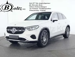 Polarweiß Gebraucht 2024 Mercedes GLC200 Avantgarde SUV | 50.800 € (Fairer Preis)