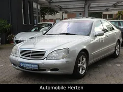 Silber Gebraucht 1999 Mercedes S500 Limousine | 9.990 € (Teuer)