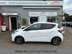 Weiß Gebraucht 2020 Hyundai i10 YES! Kleinwagen | 7.950 €