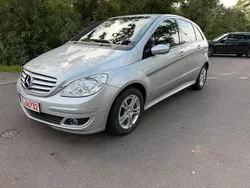 Silber Gebraucht 2005 Mercedes B180 Van / Kleinbus | 3.990 €