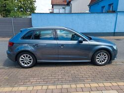 Grau Gebraucht 2014 Audi A3 Performance Limousine | 10.890 € (Guter Preis)