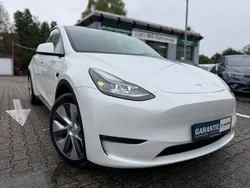 Weiß Gebraucht 2023 Tesla Model Y Long Range SUV | 37.449 € (Etwas zu teuer)