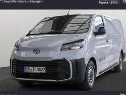Weiß Gebraucht 2025 Toyota Proace Van | 34.990 € (Etwas zu teuer)