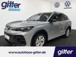 Silber Gebraucht 2024 VW Tiguan Style SUV | 49.443 € (Superpreis)