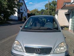 Silber Gebraucht 2003 Mercedes A140 Classic Kleinwagen | 2.000 €