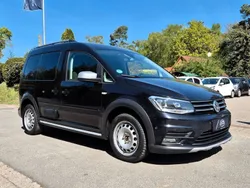 Schwarz Gebraucht 2019 VW Caddy Van / Kleinbus | 10.490 €