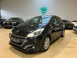 Noir perla nera Gebraucht 2019 Peugeot 208 Active Kleinwagen | 9.500 € (Guter Preis)