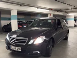 Schwarz Gebraucht 2009 Mercedes E350 Avantgarde Limousine | 10.000 € (Fairer Preis)