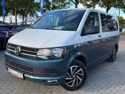 Reflexsilber/acapulcoblau Gebraucht 2017 VW Multivan Van | 31.990 € (Fairer Preis)
