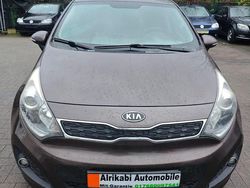 Braun Gebraucht 2012 Kia Rio Limousine | 4.600 €