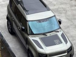 Grün Gebraucht 2020 Land Rover Defender SE SUV | 54.999 € (Teuer)