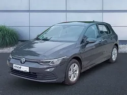 Uranograu Gebraucht 2022 VW Golf VIII Life Limousine | 22.490 € (Fairer Preis)