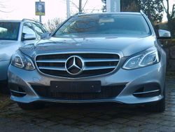 Grau Gebraucht 2014 Mercedes E220 Elegance Kombi | 15.500 € (Fairer Preis)