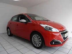 Orange Gebraucht 2017 Peugeot 208 Allure Kleinwagen | 9.790 € (Fairer Preis)
