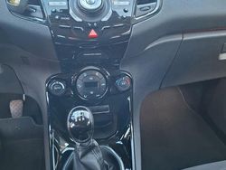 Silber Gebraucht 2013 Ford Fiesta SYNC Edition Kleinwagen | 3.300 € (Superpreis)