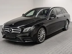 Schwarz (obsidianschwarzmet.) Gebraucht 2018 Mercedes E220 AMG line Kombi | 29.980 € (Fairer Preis)