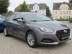 Braun Gebraucht 2016 Hyundai i40 Trend Limousine | 10.990 € (Fairer Preis)