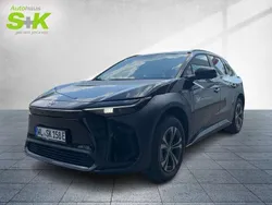 Schwarz Gebraucht 2024 Toyota bZ4X SUV | 38.880 € (Teuer)