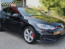 Schwarz Gebraucht 2018 VW Golf VII GTI Limousine | 16.500 € (Fairer Preis)