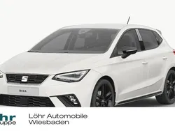 Weiß Neu 2025 Seat Ibiza Black Edition Limousine | 35.290 €