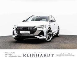 Florettsilber metallic Gebraucht 2023 Audi e-tron Ambiente SUV | 49.475 € (Fairer Preis)