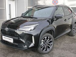 Schwarz Gebraucht 2024 Toyota Yaris Cross Team SUV | 27.990 € (Guter Preis)