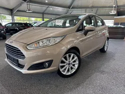 Beige (metallic) Gebraucht 2016 Ford Fiesta Titanium Kleinwagen | 4.980 € (Guter Preis)