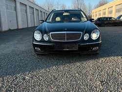 Schwarz Gebraucht 2004 Mercedes E320 Kombi | 5.000 € (Etwas zu teuer)