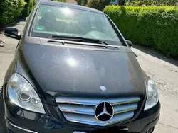 Mercedes B200