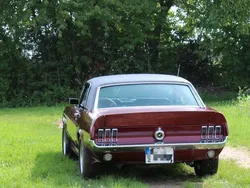 Rot Gebraucht 1968 Ford Mustang Limousine | 31.500 €