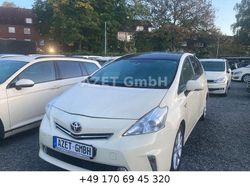 Weiß Gebraucht 2014 Toyota Prius+ Comfort Van / Kleinbus | 6.999 €