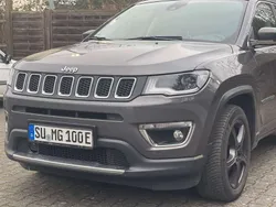 Grau Gebraucht 2021 Jeep Compass SUV | 19.999 € (Fairer Preis)