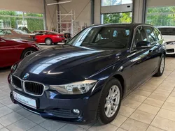 Blau Gebraucht 2013 BMW 320 Performance Kombi | 12.699 € (Etwas zu teuer)