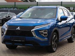 Blau Gebraucht 2022 Mitsubishi Eclipse Plus SUV | 21.990 € (Guter Preis)