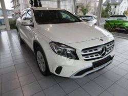 Weiß Gebraucht 2017 Mercedes GLA250 SUV | 17.990 € (Guter Preis)