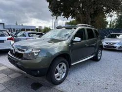 Grün Gebraucht 2013 Dacia Duster Prestige SUV | 5.999 € (Guter Preis)