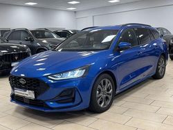 Blau Gebraucht 2023 Ford Focus ST-Line Kombi | 21.400 € (Guter Preis)