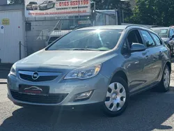 Silber Gebraucht 2012 Opel Astra Edition Kombi | 5.900 € (Fairer Preis)