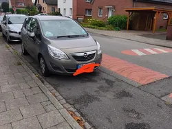 Beige Gebraucht 2012 Opel Meriva Van / Kleinbus | 4.500 € (Fairer Preis)