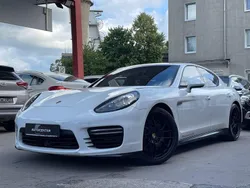 Weiß Gebraucht 2015 Porsche Panamera 4 Limousine | 32.990 €