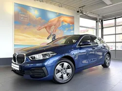 Phytonicblau metallic Gebraucht 2021 BMW 118 Kleinwagen | 21.820 € (Etwas zu teuer)
