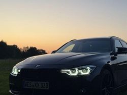 Blau Gebraucht 2016 BMW 330 Luxury Line Kombi | 22.600 € (Etwas zu teuer)