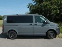Grau Gebraucht 2017 VW T6 Van | 27.200 € (Guter Preis)