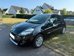 Schwarz Gebraucht 2012 Renault Clio IV Dynamique Limousine | 1.500 € (Guter Preis)