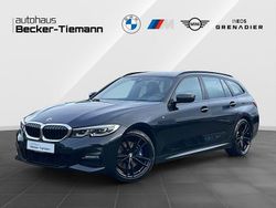 Saphirschwarz Gebraucht 2019 BMW 330 M Sport Kombi | 34.401 € (Guter Preis)