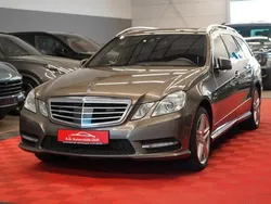 Grau Gebraucht 2012 Mercedes E500 AMG Kombi | 9.950 € (Fairer Preis)