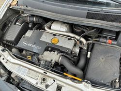 Silber Gebraucht 2003 Opel Zafira Van / Kleinbus | 850 € (Superpreis)