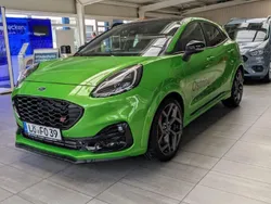 Furiousgreen (metallic) Gebraucht 2023 Ford Puma ST Coupé | 28.990 € (Etwas zu teuer)